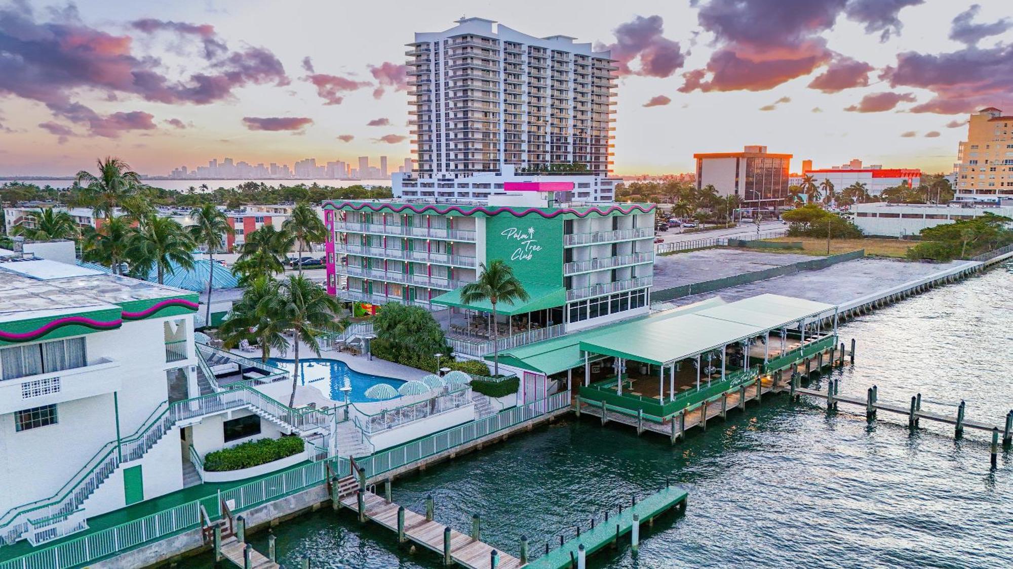 ベスト ウエスタン オン ザ ベイ イン&マリーナ North Bay Village エクステリア 写真